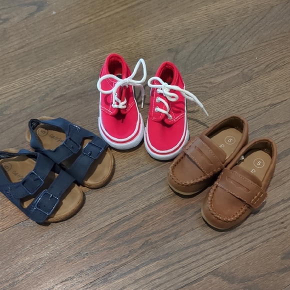 Toddler Boys Shoes Bundle Of 3 - Picture 2 of 9